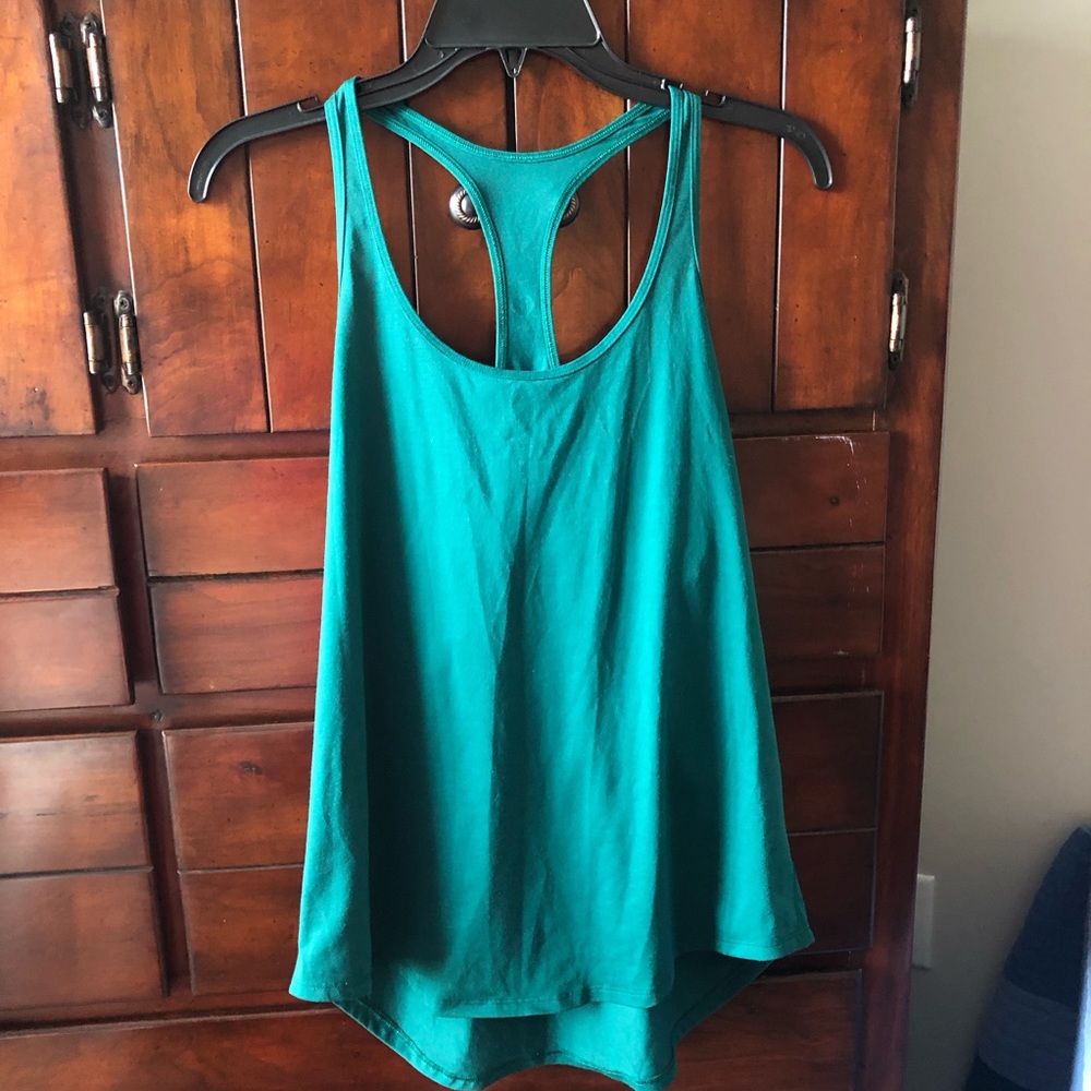 Lululemon tank